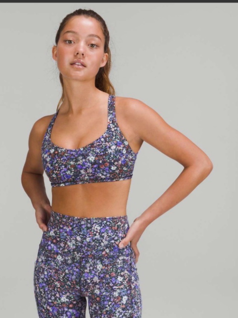 lululemon sports bra